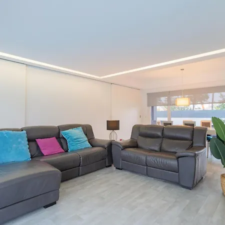 Prázdninový dům Aroeira Cozy 3bedroom With Pool Near Beach Aroeira (Setubal)