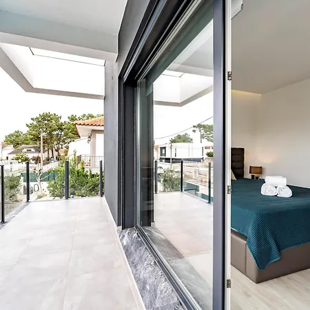 Aroeira Cozy 3bedroom With Pool Near Beach Prázdninový dům Aroeira (Setubal)
