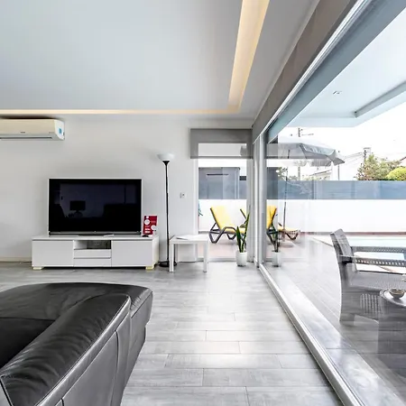 Aroeira Cozy 3bedroom With Pool Near Beach Prázdninový dům Aroeira (Setubal)